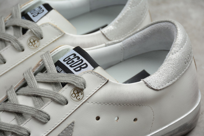 Golden Goose  GG000001
