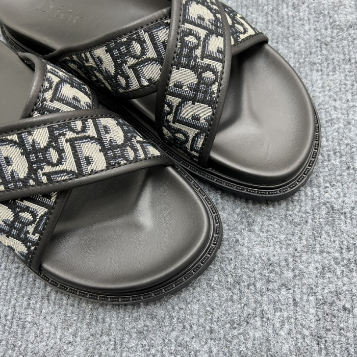 Dio*r sandal19