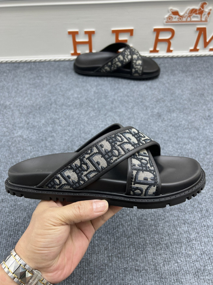 Dio*r sandal19
