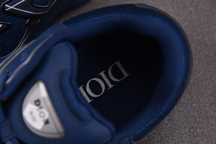 DIO* SNEAKERS B30 T0000-111