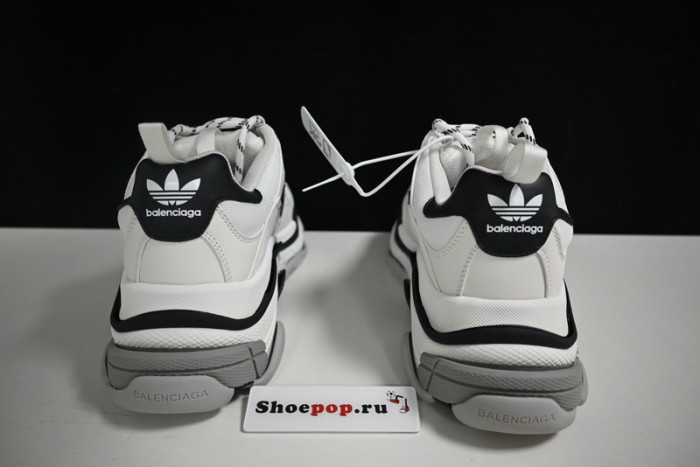 TRIPLES TRAINER SNEAKERS 2000045