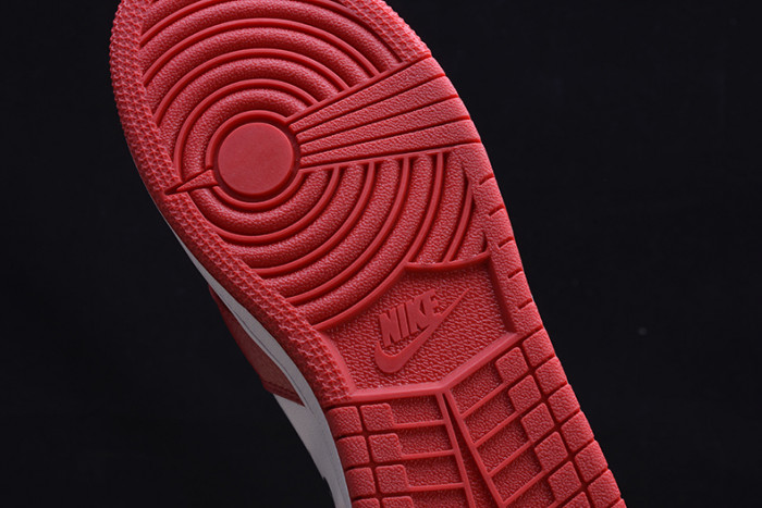 The Air Jordan 1 Rebel “Chicago” red AT4151-100