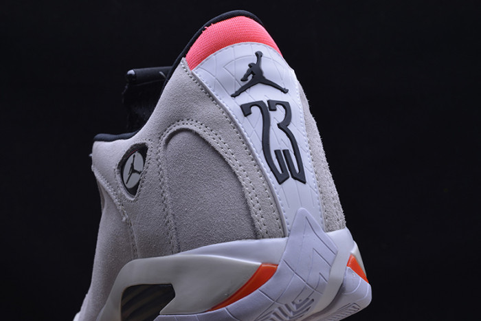 AIR JORDAN 14 RETRO "DESERT SAND" black/ white  487471-021
