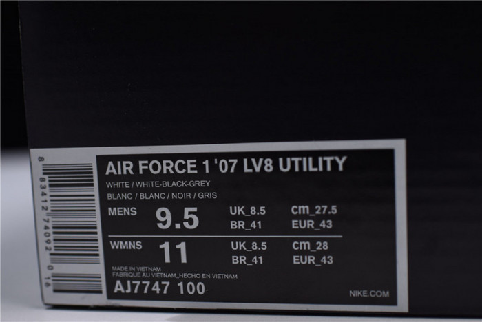 Air Force 1 Low Utility White  AJ7747-100