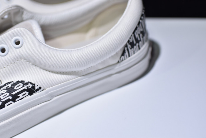 FEAR OF GOD Vans OG era LX  VN0OZDGEY