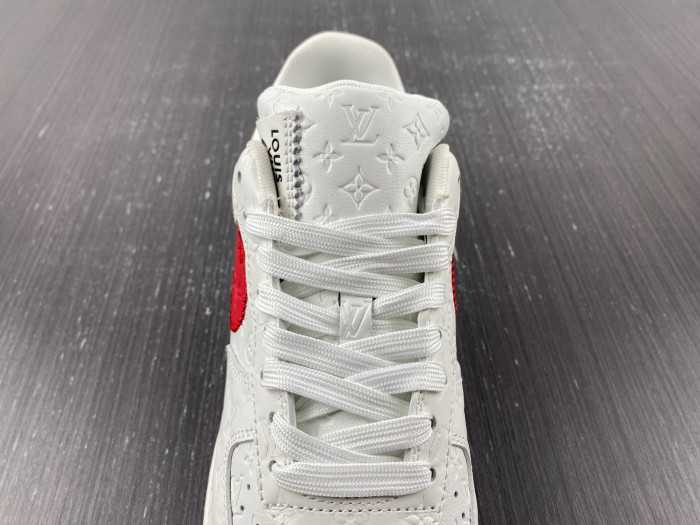 NIKE LOW AIR FORCE 1 X  WHITE red