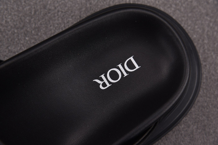 Dio*r sandal 55