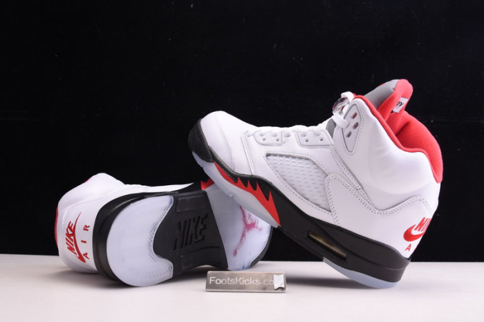 Air Jordan 5 Fire Red 2020 Silver Tongue DA1911-102