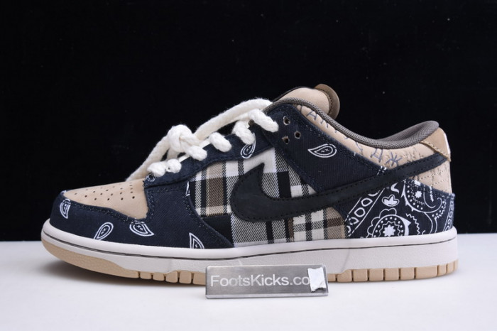 Travis Scott x Nike SB Dunk Low  CT5053-001