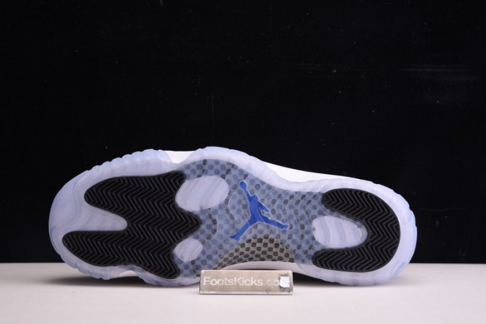 Air Jordan 11 Retro Low  "Concord" AH7860-100