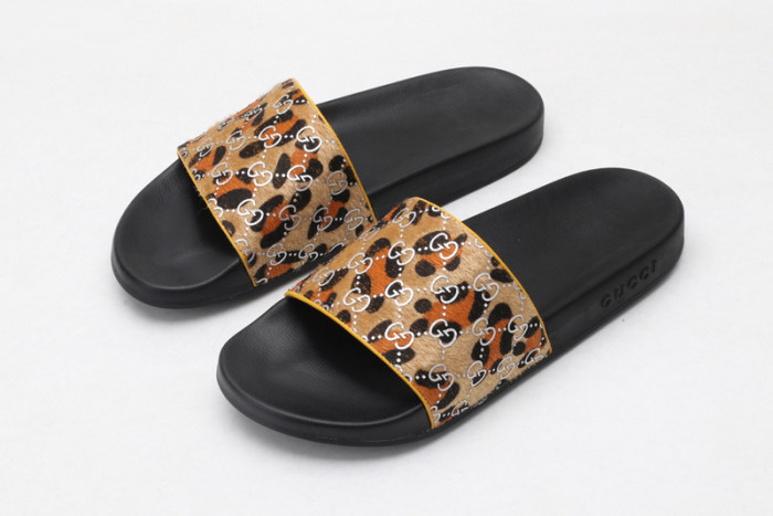 Gucc* Sandal40