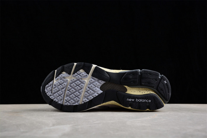 NEW BALANCE NB990 NB000030
