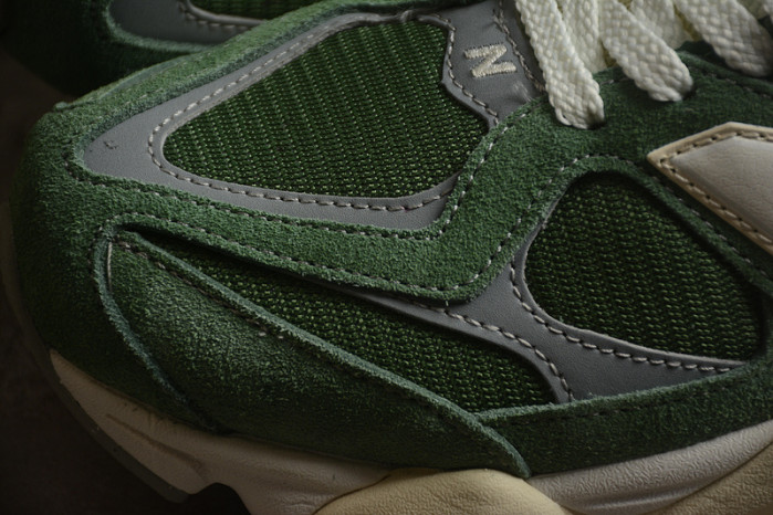NEW BALANCE 9060 NB000033