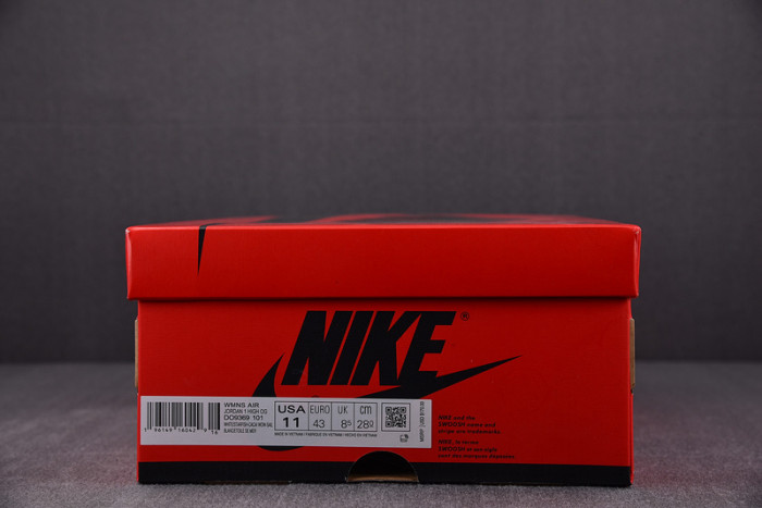 Air Jordan 1 High OG “Starfish” DO9369-101