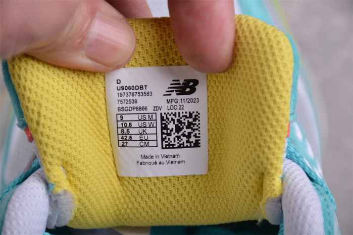NEW BALANCE 9060  NB000035