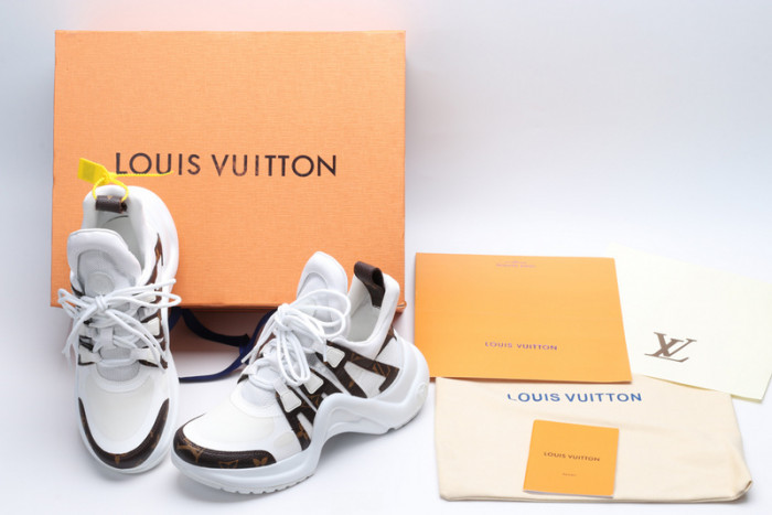 LV snekaers L000003