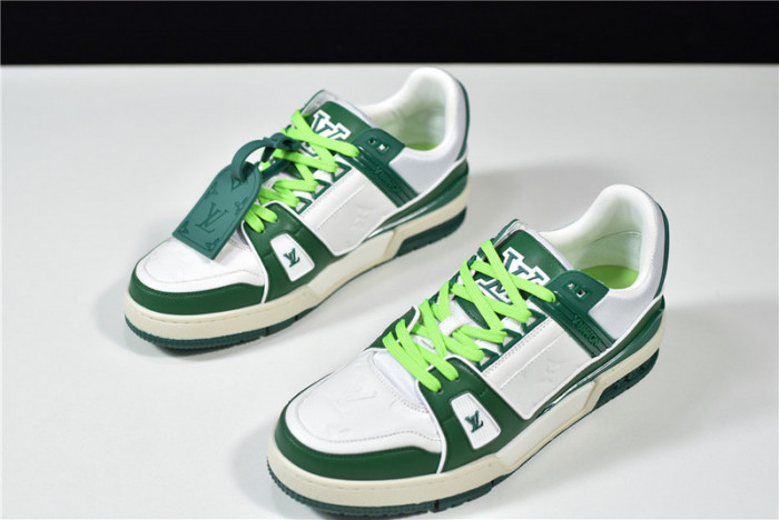 LV snekaers  L000008