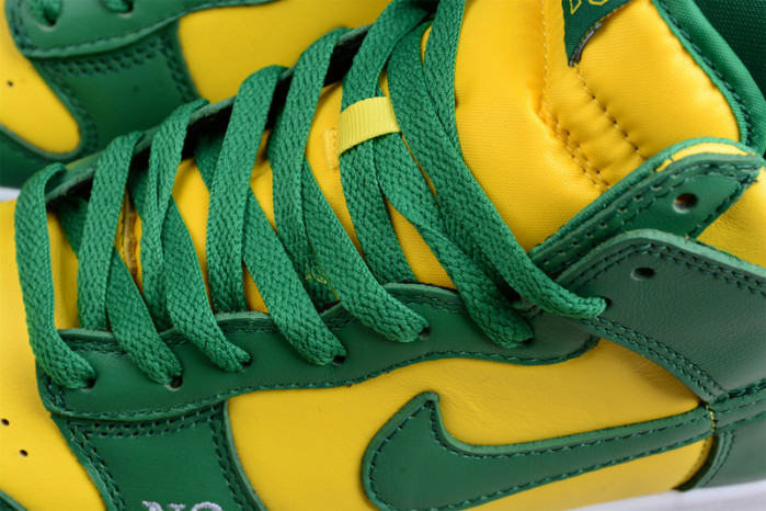 Supreme x Nike SB Dunk High By Any Means DN3741-700
