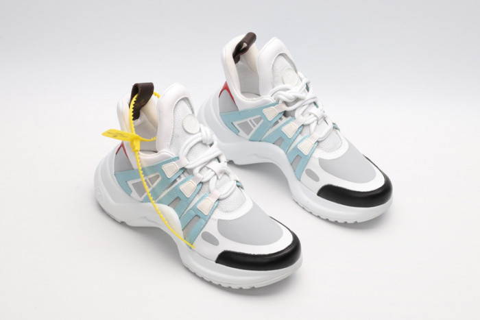 LV snekaers  L000004