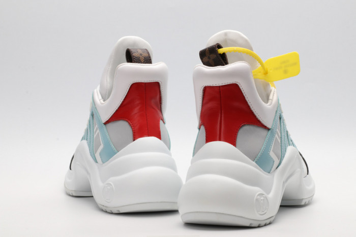 LV snekaers  L000004