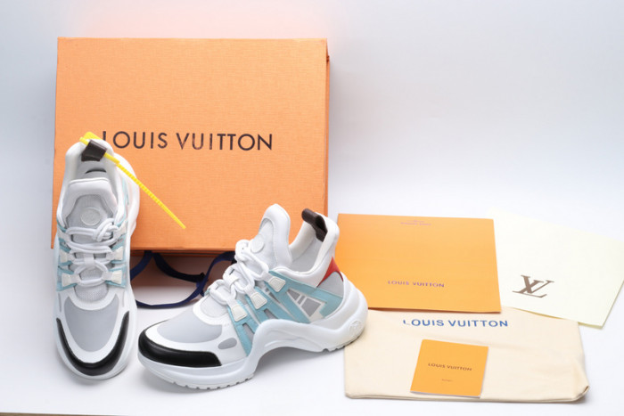 LV snekaers  L000004